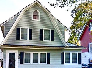 141 Harding Rd, Rochester, NY 14612