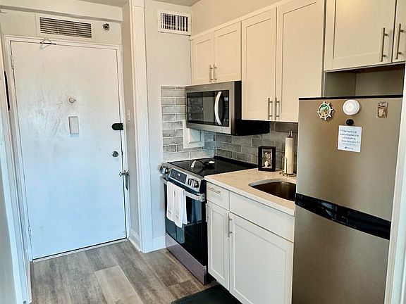 4th image of 101 S Raleigh Ave APT 713