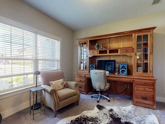 2nd image of 2200 Chaucer Park Ln
