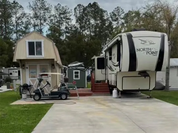 2905 NE 104th Ave #99, Silver Springs, FL 34488