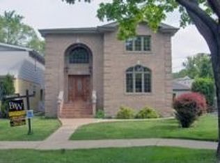 6720 W Senior Pl, Harwood Heights, IL 60706