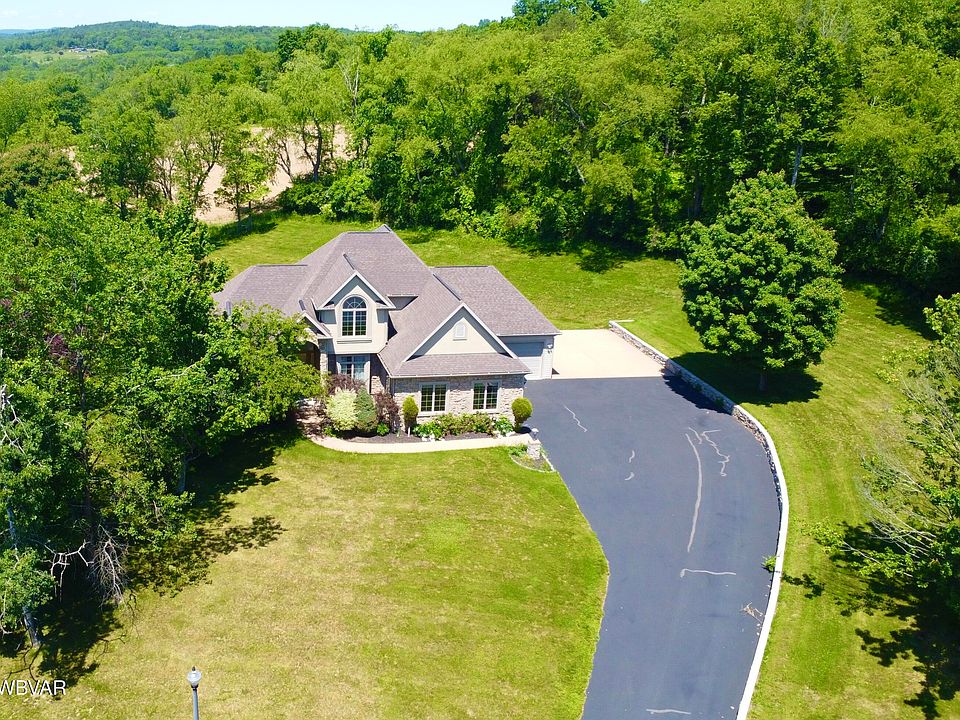 1st image of 15 Hemlock Rd