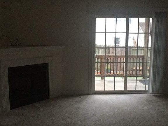 5th image of 4224-B Brook Creek Ln