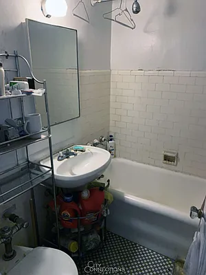 Rented by City Connections Realty | media 11