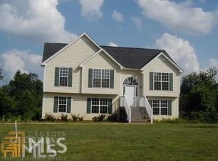 102 Barbs Way, Lagrange, GA 30240