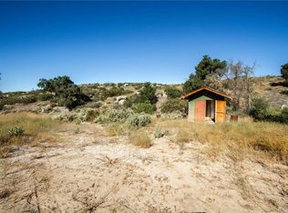 35052 Hobbiton Rd, Hemet, CA 92544