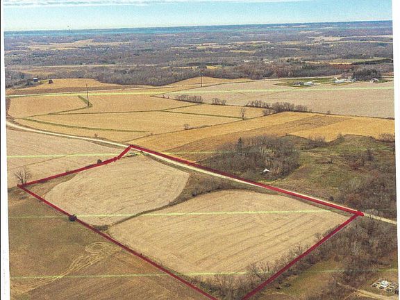 2nd image of 44th Ave