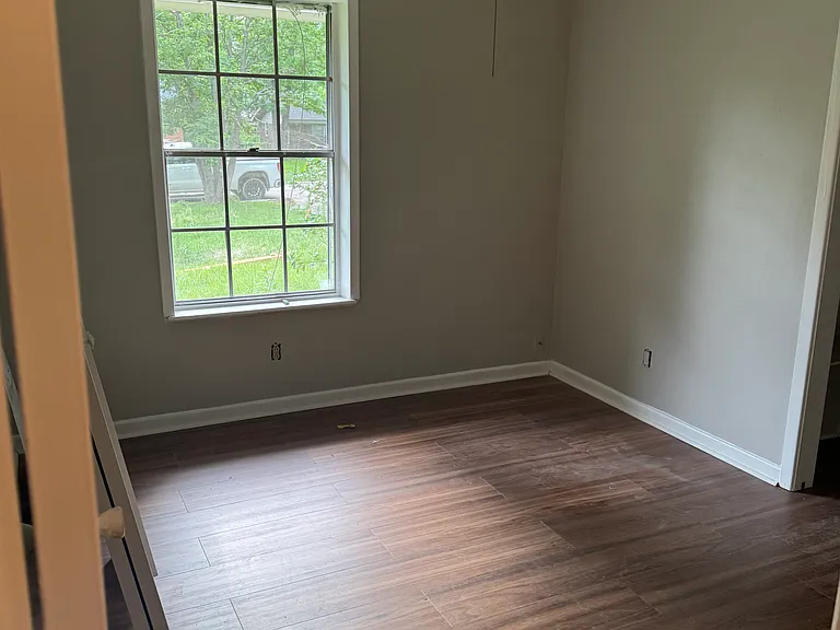3514 Sabine Ave — Photo 12