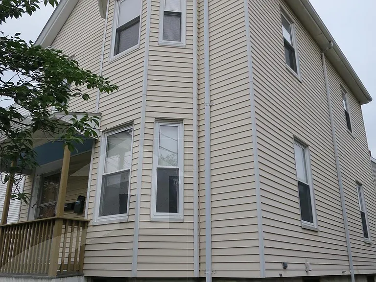 95 Flint St — Photo 13