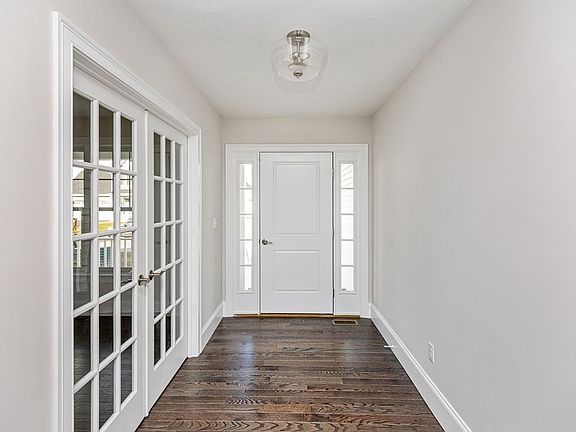 4th image of 2 Bunker Ln Lot 64