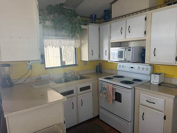 2nd image of 146 N Merrill Rd #151