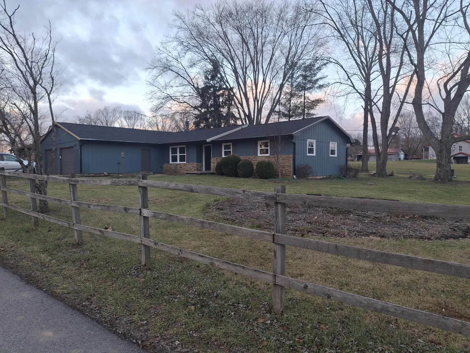 3 bed, 1400 sqft, $1,750 — Photo 1
