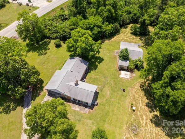 304 S Main St, Heath Springs, SC 29058