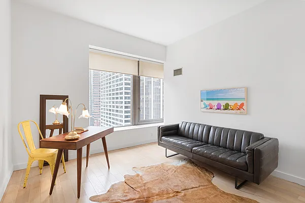 Rented by R New York | media 11