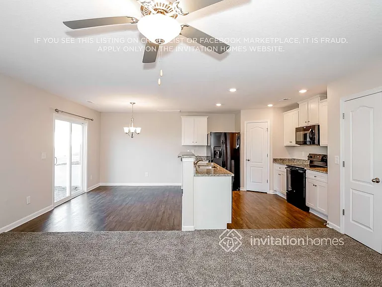 2240 Latimer Ln — Photo 4