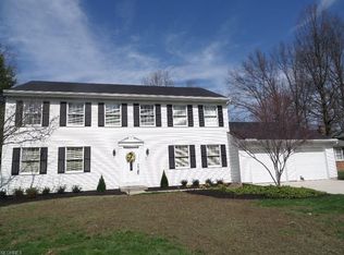 8963 Sherwood Dr NE, Warren, OH