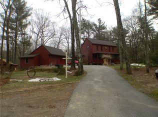 830 Reservoir Rd, Pascoag, RI 02859