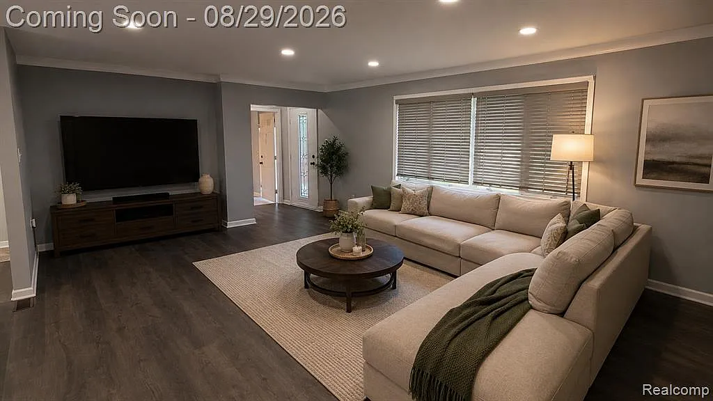 2 bed, 1.5 bath, 1100 sqft, $2,100 — Photo 2