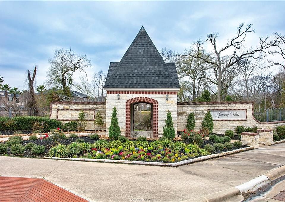 1st image of 170 Forest Dr