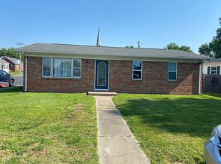 201 Rose Ln, Red Bud, IL 62278