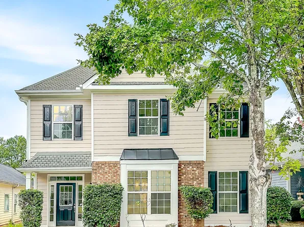 6101 Park Close, Fairburn, GA 30213