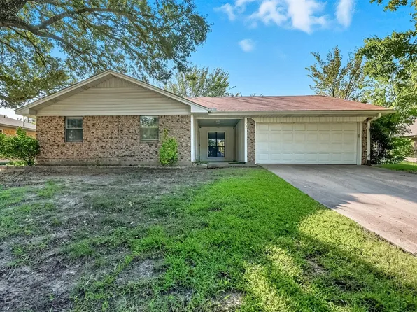 754 Patricia Dr, Sherman, TX 75090