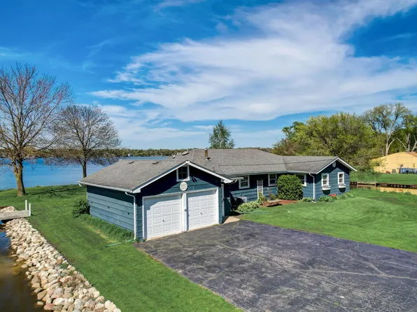 35013 N James Ave, Ingleside, IL 60041