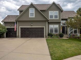 21109 W 56th Ter, Shawnee, KS 66218