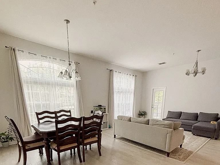 761 Ashworth Overlook Dr — Photo 5