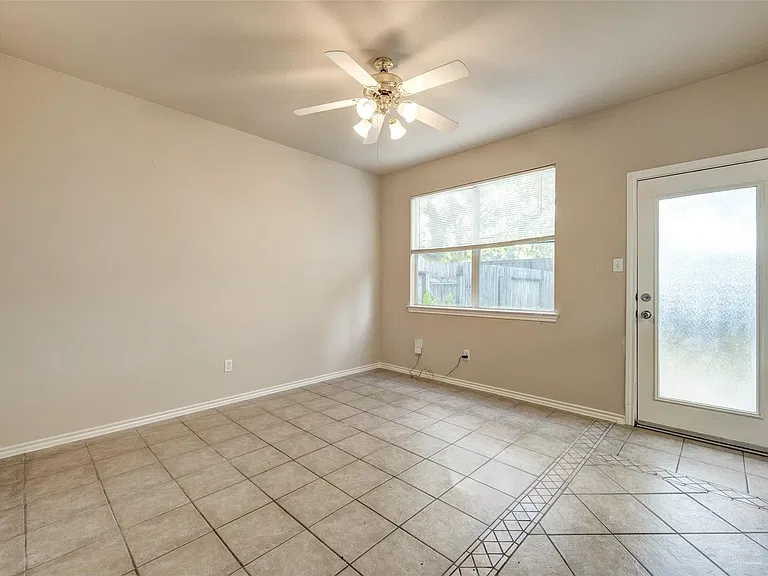 16535 Cairngrove Ln — Photo 12