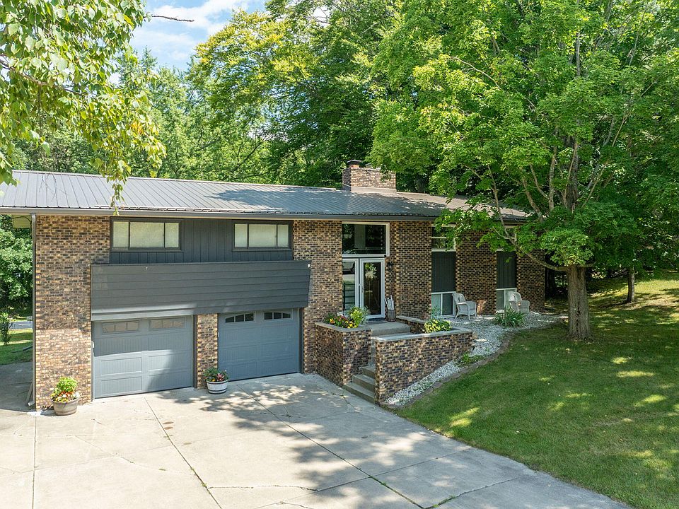 1st image of 14160 Oak Hollow Dr