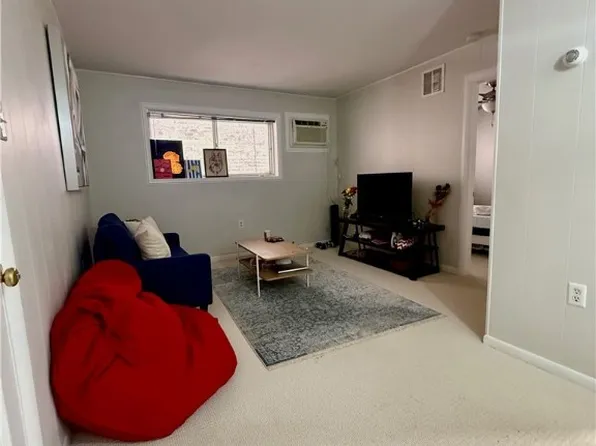 1715 Grove Ave APT A, Richmond, VA 23220