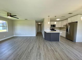 3517 Santa Barbara Blvd, Cape Coral, FL 33914