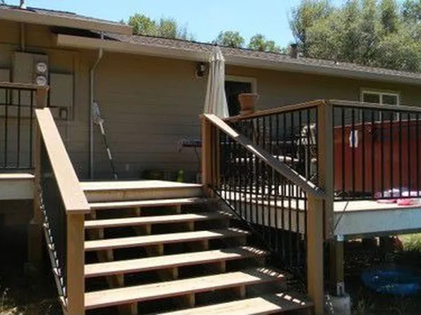 11425 Joeger Rd, Auburn, CA 95602