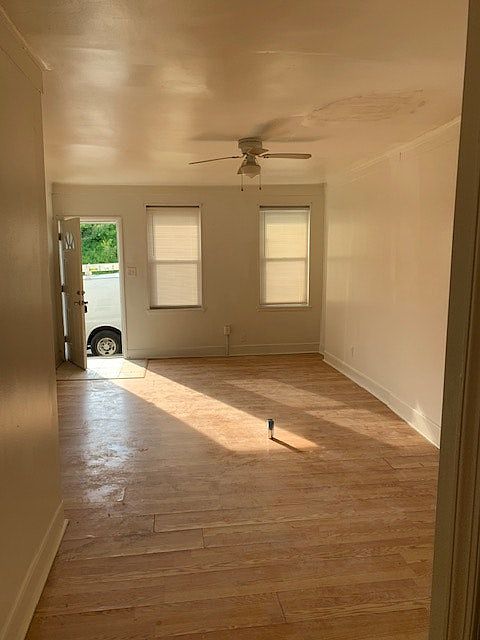 2nd image of 404 N Adams St #1