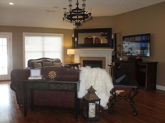 3rd image of 2607 Avondale Dr