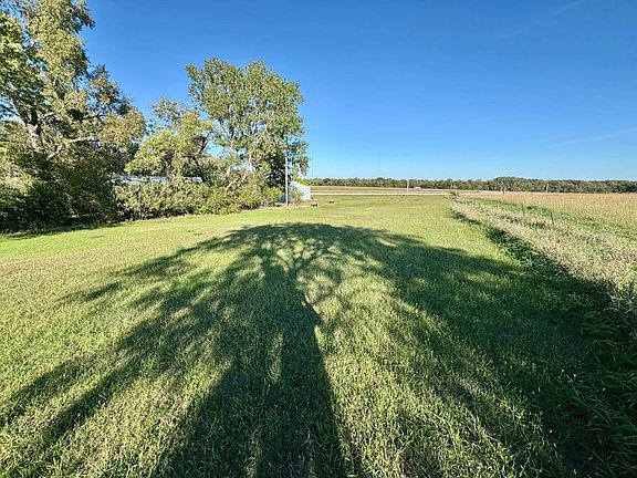 4th image of 381 N 139th Rd