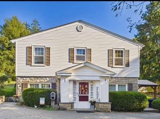 4 Belle Fern Pl, Wheeling, WV 26003