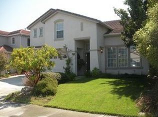 1552 Cottonwood Dr, Salinas, CA 93905