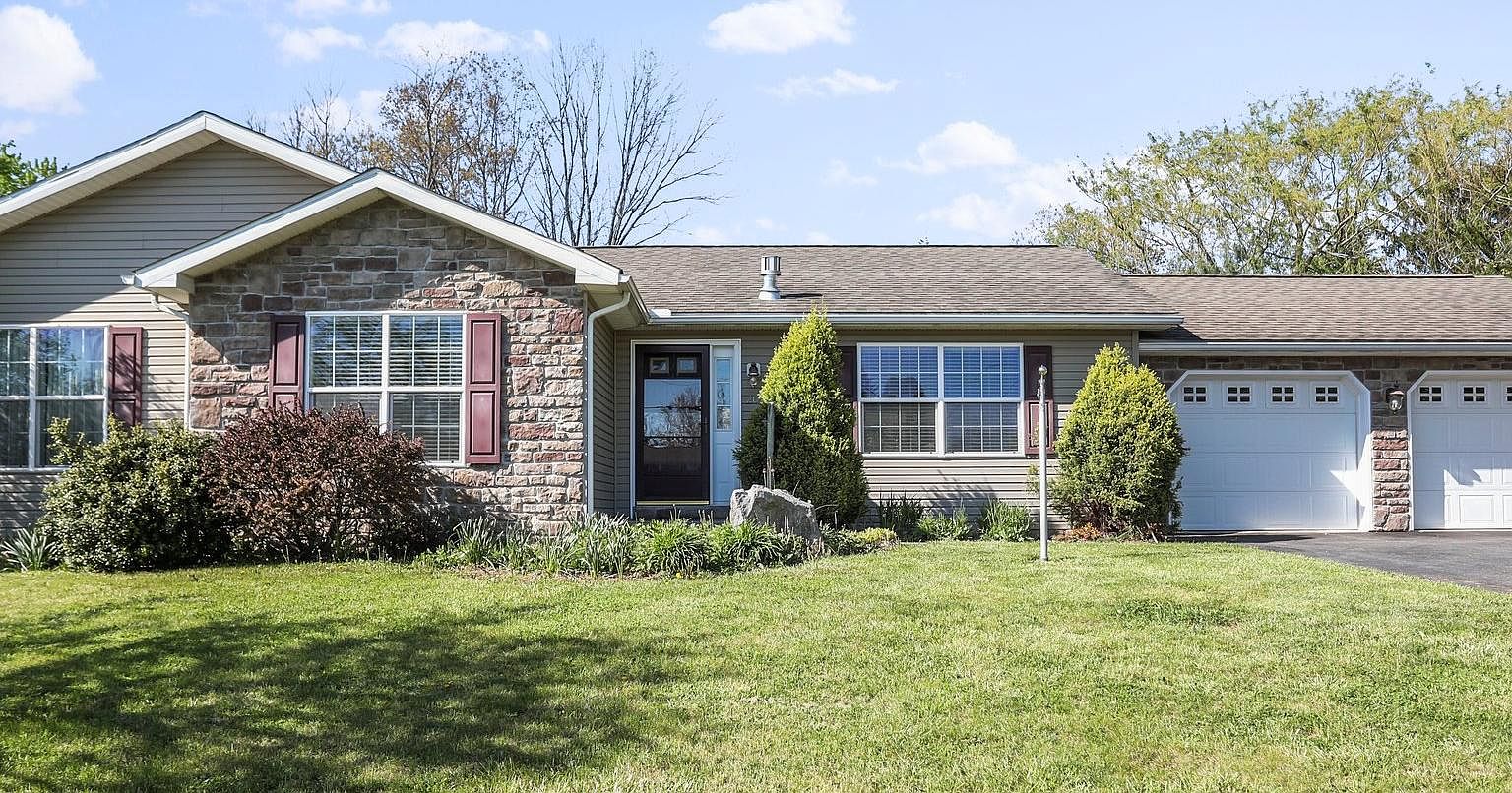 207 Reynolds Ave, Mont Alto, PA 17237 Zillow