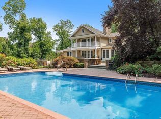 5 Pheasant Ln, Northport, NY 11768