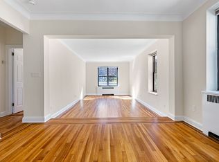 310 E 75th St APT 4D, New York, NY 10021