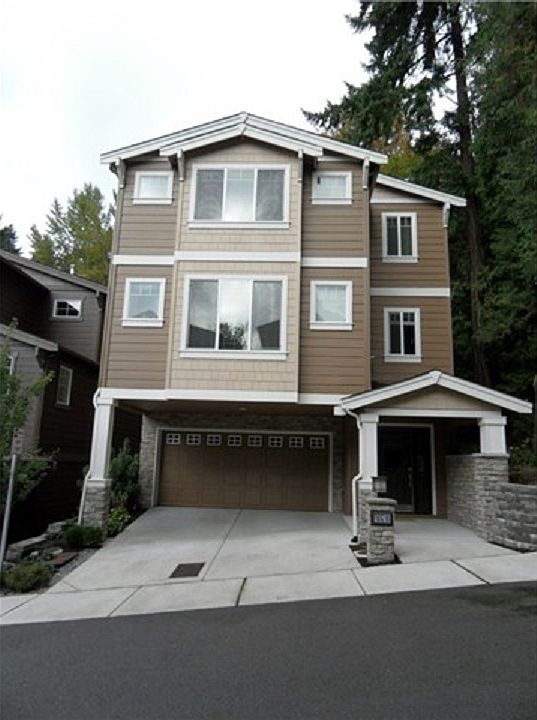 1st image of 10510 SE 10th Ct