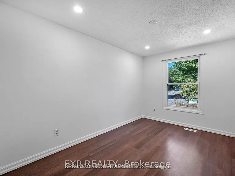 63 Wheatfield Cres — Photo 15