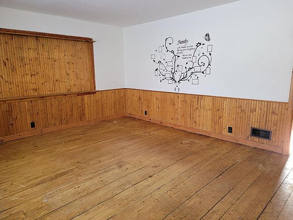 5th image of 19 W Somo Ave #W