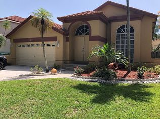 2741 Montevideo Ave, Cooper City, FL 33026