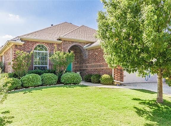 2nd image of 1369 Ravenwood Ct