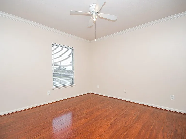 14234 Silver Glade Ln — Photo 12