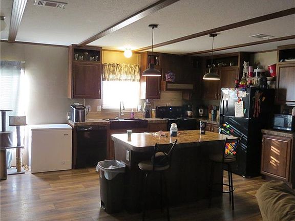 3rd image of 2020 Bonita Dr