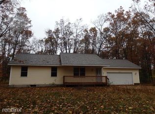 256 W Hawthorne Rd, Twin Lake, MI 49457